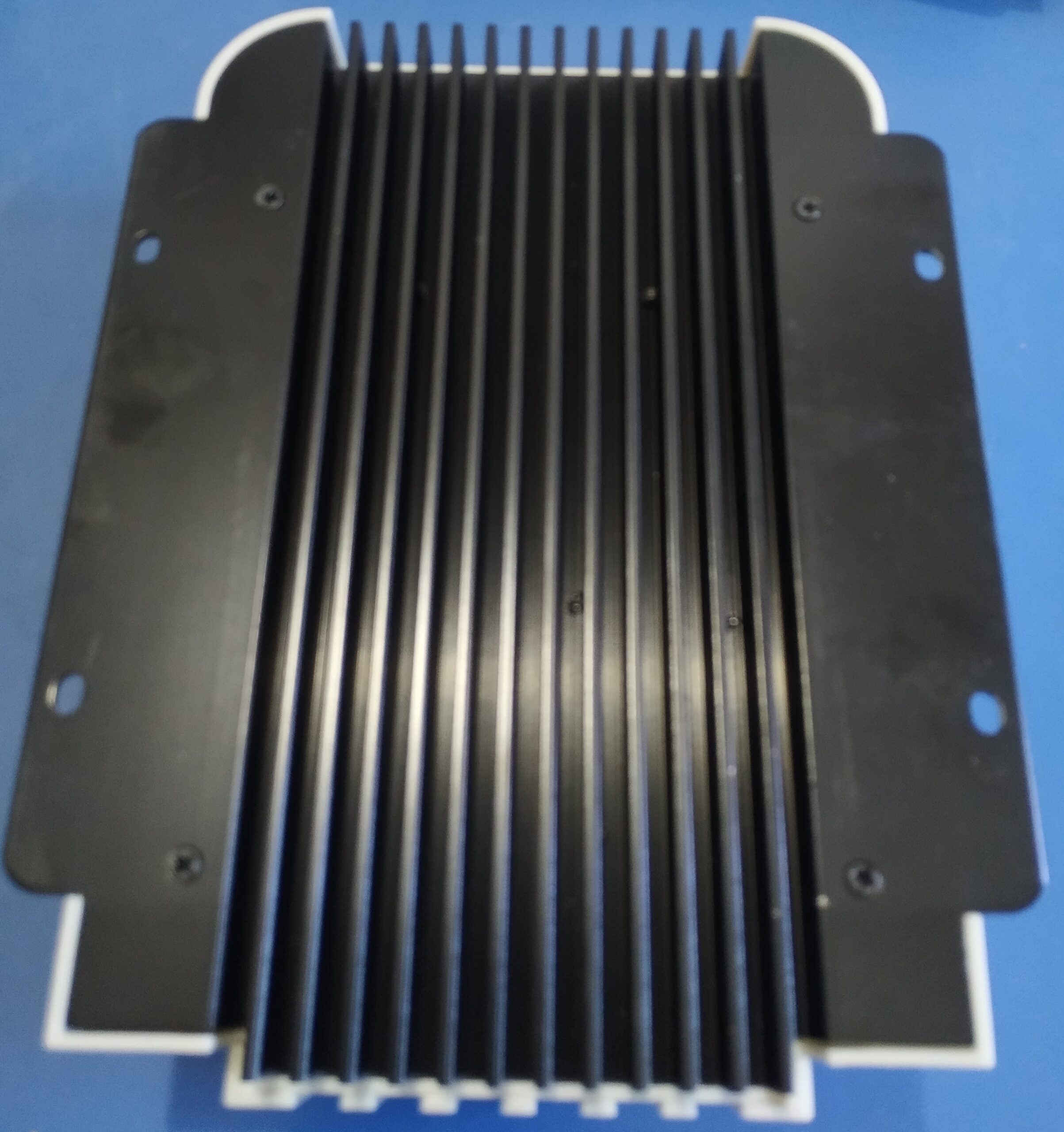 Regulador solar 12/24V - 40A MPPT con display - Imagen 3